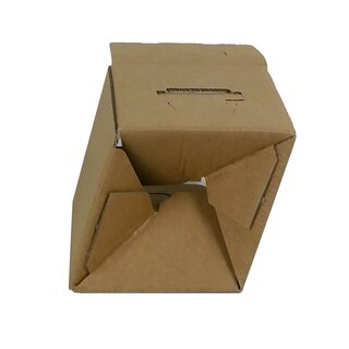 Bag in Box Karton fr 3 L, 142 x 134 x 217 mm, mit Einsteckdeckel, Handgriffstanzungen und Staublaschen mit Spenderffnung UNBEDRUCKT, ABVERKAUF